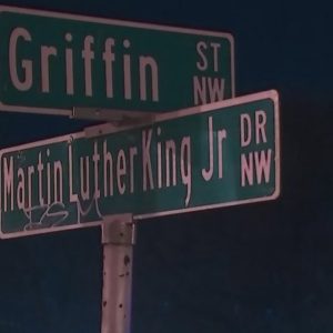 Teen shot, killed at apartment complex in Vine City